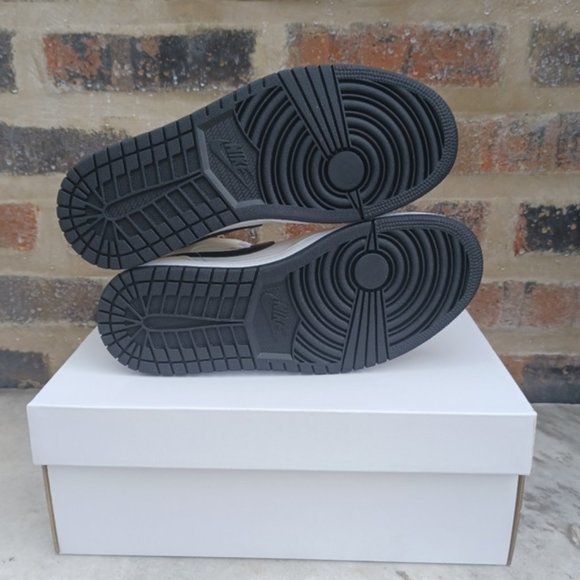 Women's Nike Air Jordan 1 Mid 'Coconut Milk' Sneakers - Size 8 & 8.5 Shoes - Picture 8 of 12